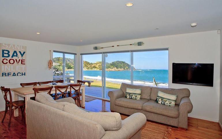 Shoreside - Tutukaka Holiday Home Екстер'єр фото