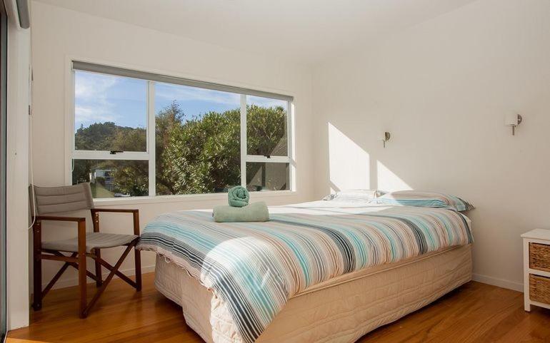 Shoreside - Tutukaka Holiday Home Екстер'єр фото